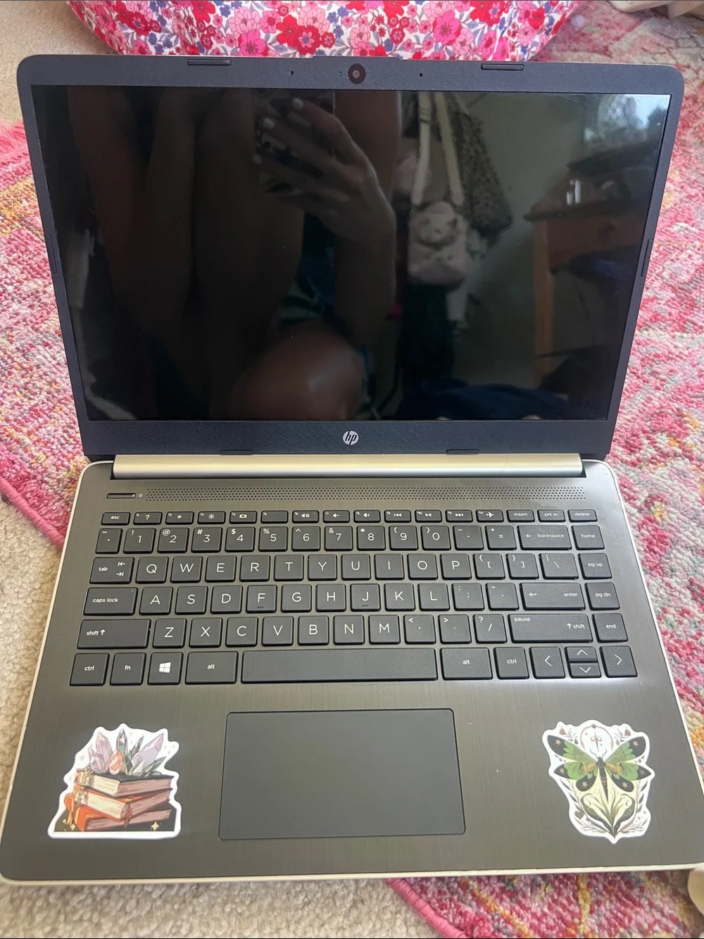 HP Notebook 14-dq1038wm GOLD